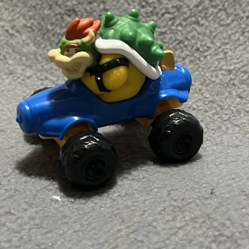 McDonald's Happy Meal 2024 Mario‎ Kart Deluxe 8 - #9 Bowser Kart